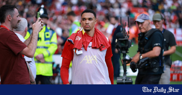 'Not nice to hear Alexander-Arnold booed by Liverpool fans'