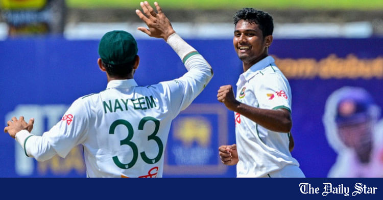 Nayeem's 5-for helps Bangladesh snatch 10-run lead
