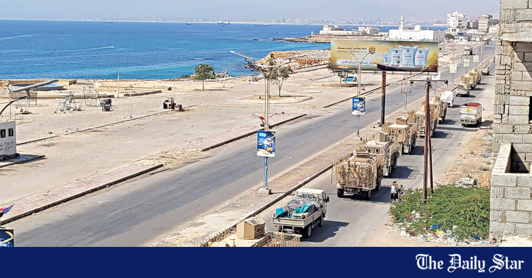 Yemen province: Seven killed as Saudi coalition strikes UAE-backed forces