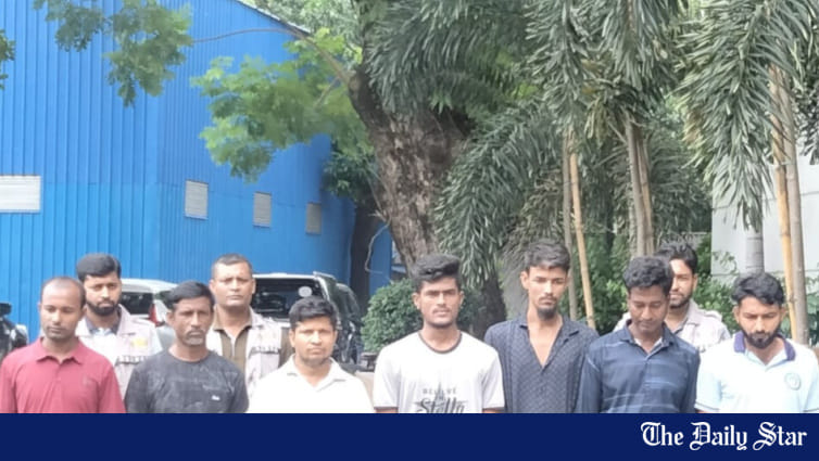 7 held over faking IMEI numbers - Vimarsana News