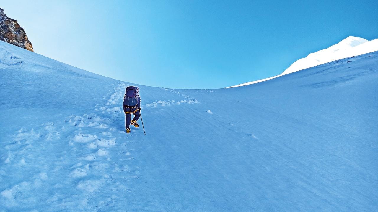 The Great Himalayan Trail: Tashi Labtsa Pass