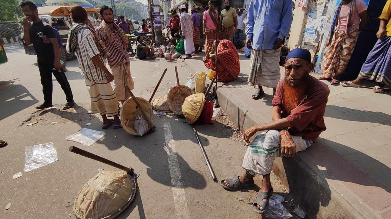 no_work_for_the_day_labourers.jpg