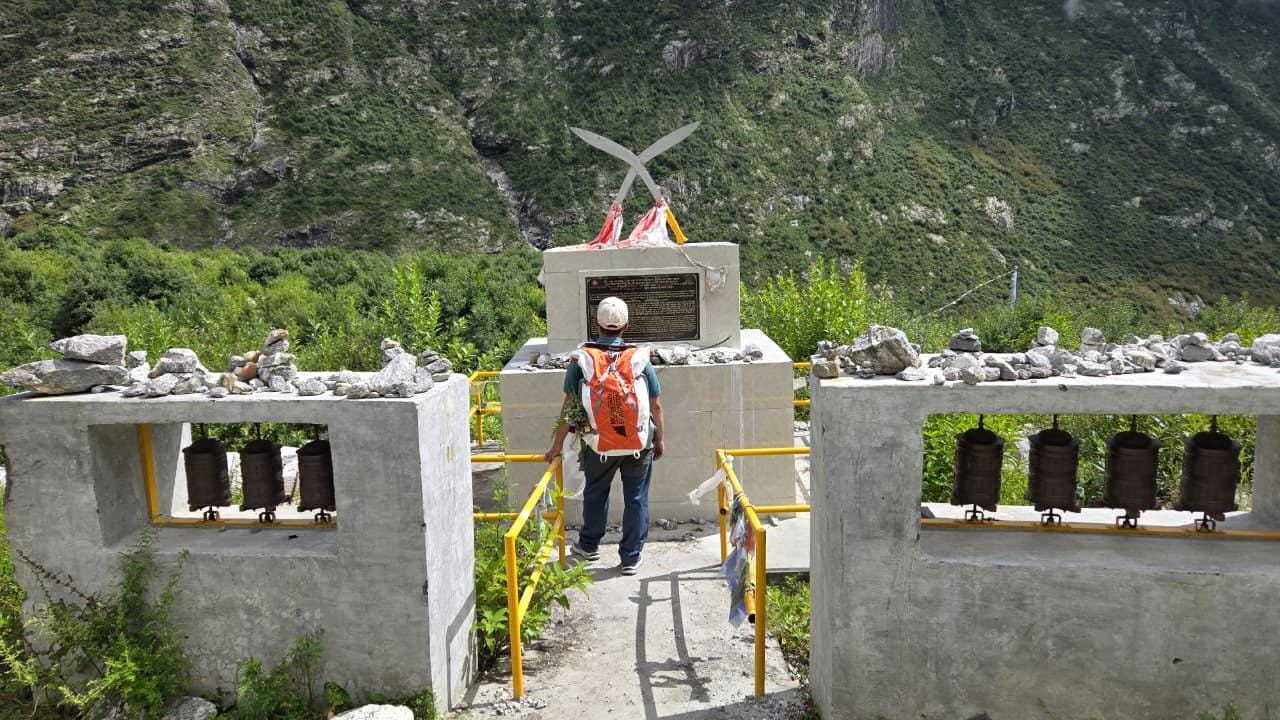 monument_to_those_killed_in_langtang_village_in_the_2015_nepal_earthquake.jpeg