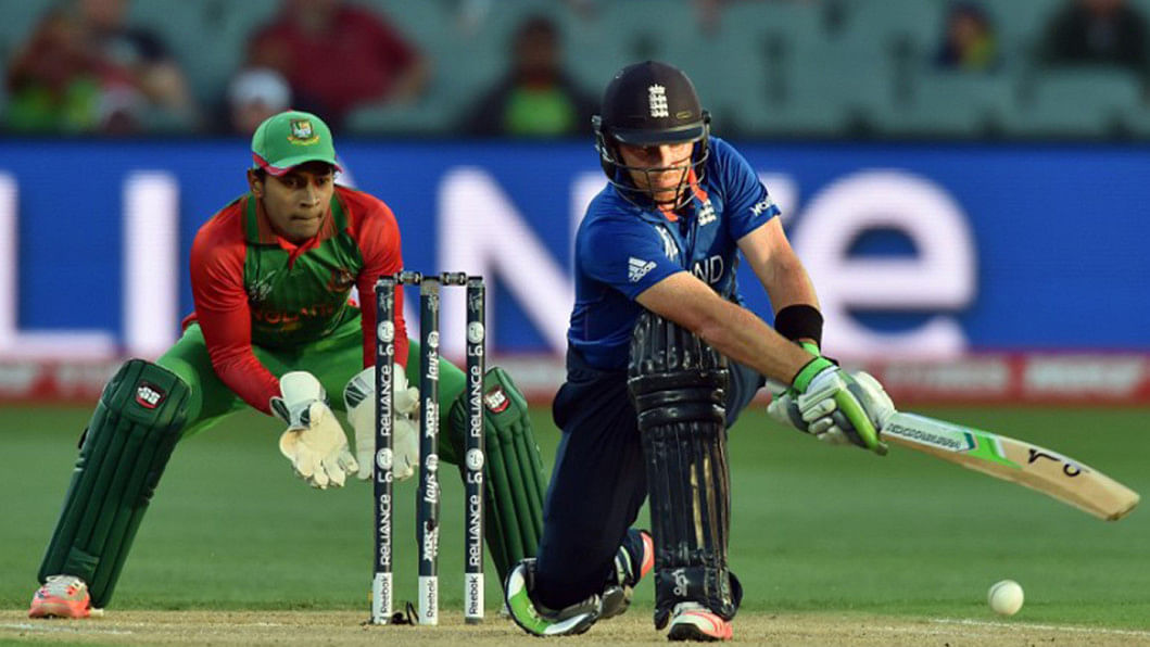 England's batsman Ian Bell England's batsman Ian Bell