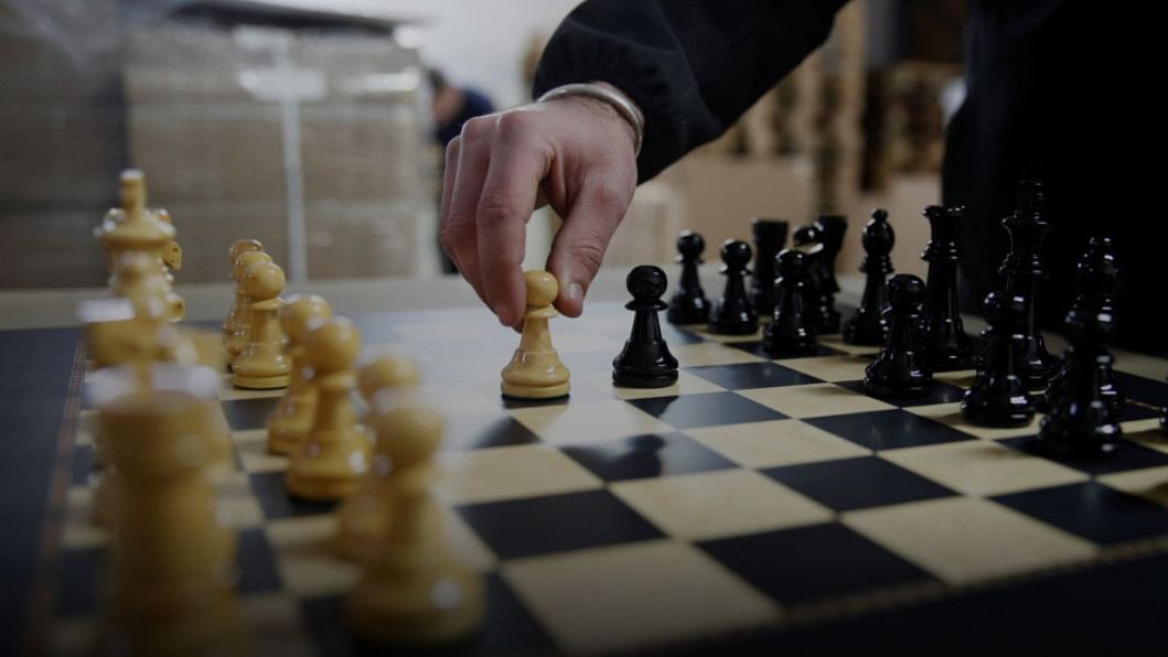 Chess Set Sales Have Skyrocketed Thanks To 'The Queen's Gambit' On