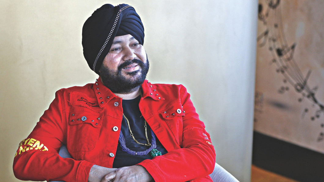 Daler Mehndi Biography: दिलेरी के साथ तय किया Daler ने अपना सफर | वनइंडिया  हिंदी - YouTube