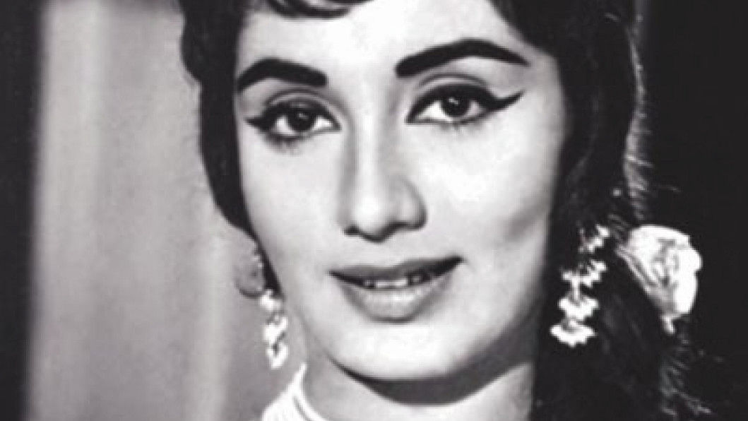 Remembering Sadhana Shivdasani on her death anniversary :  r/BollyBlindsNGossip