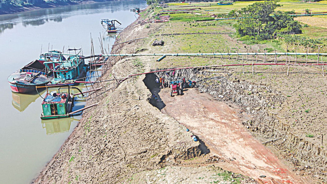 Sand and soil traders
