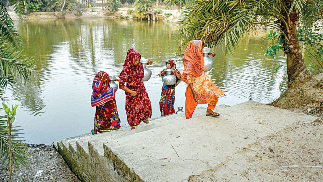 Coastal areas of Khulna: Struggle for safe drinking water getting tougher Coastal areas of Khulna