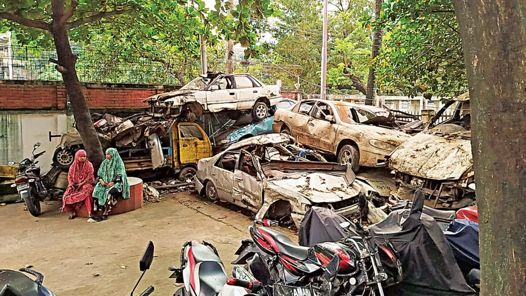 seized vehicles rotting under police custody Bangladesh seized vehicles rotting under police custody Bangladesh