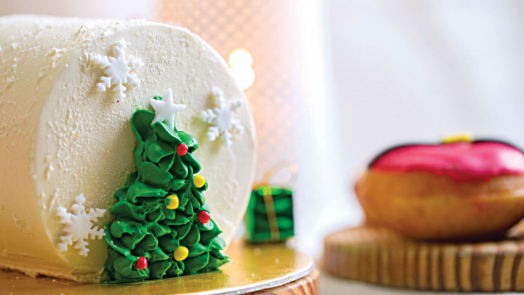 Delicious baked goodies for Christmas | The Daily Star
