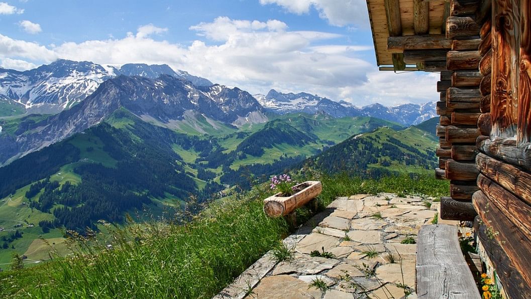 Planning on immigrating abroad? These are the hardest places to settle in Immigrating abroad: Hardest places to settle in