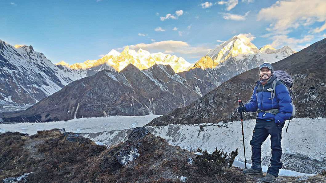 The Great Himalayan Trail: On the way to Larkey La Pass