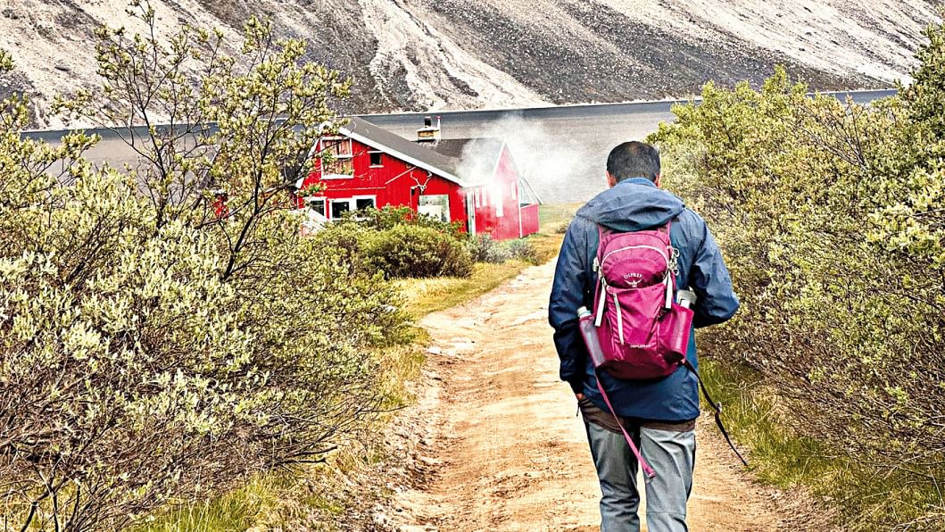 Travel to north pole
