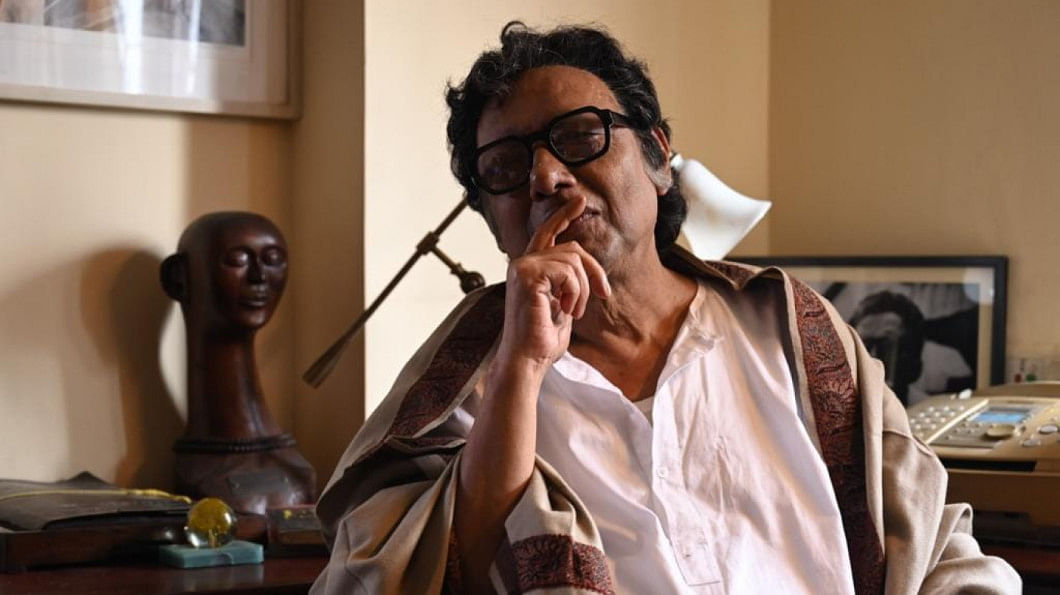 I didn't worship Mrinal Sen in 'Chalchitra Ekhon': Anjan Dutt | The Daily Star