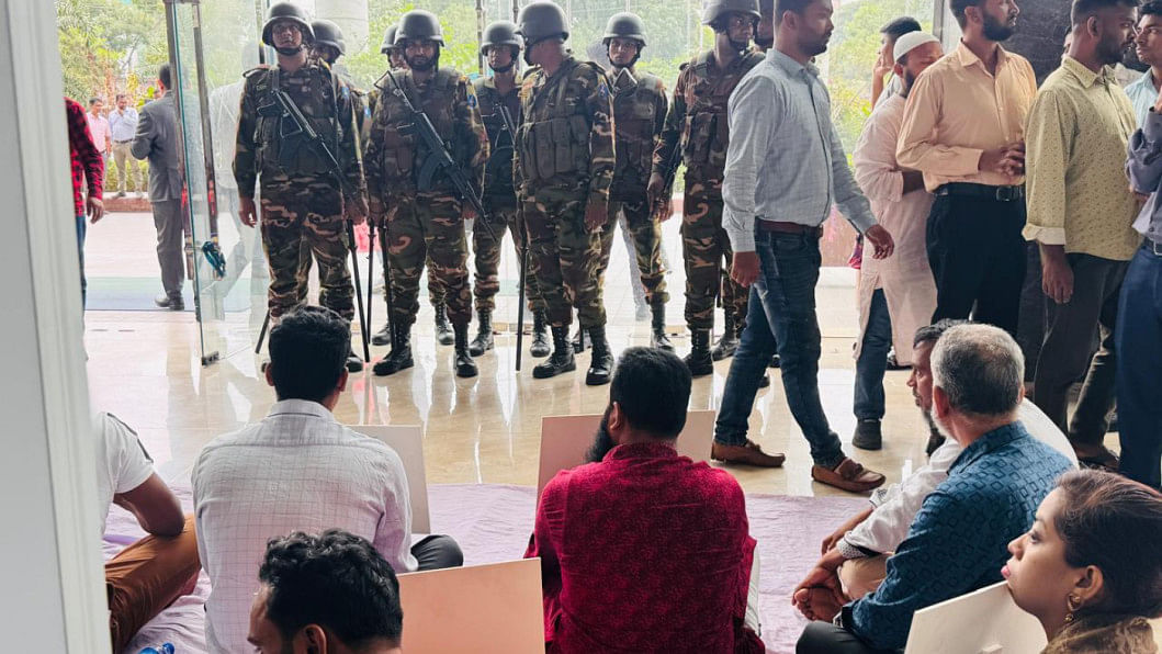 NBR officials end protest NBR officials end protest