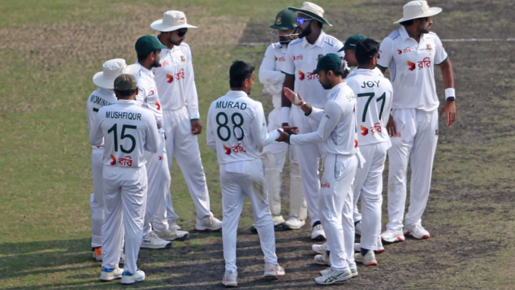 Taijul, Hasan strike as Ireland lose three