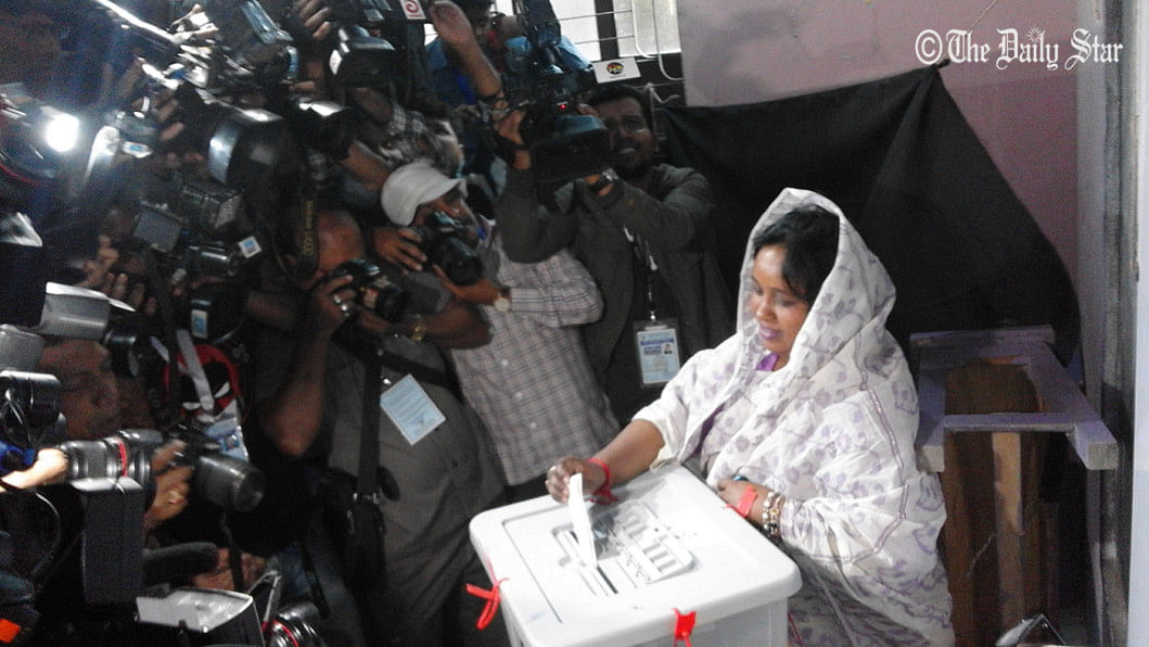 Sishubagh School polling centre in Narayanganj city Sishubagh School polling centre in Narayanganj city