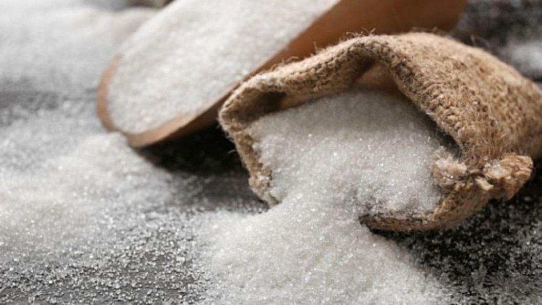 Govt to buy 12,500 tonnes of sugar from US firm Govt to buy 12,500 tonnes of sugar from US firm