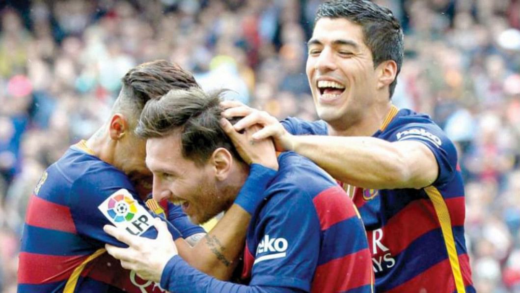 Luis Suarez-Lionel Messi-Neymar-da Silva-Santos Junior celebrate Luis Suarez-Lionel Messi-Neymar-da Silva-Santos Junior celebrate