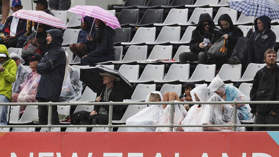 Cricket fans Cricket fans