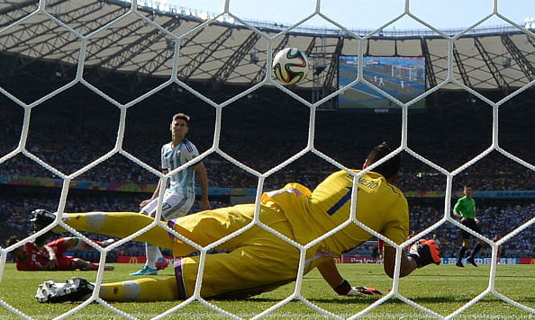 Argentina's goalkeeper Sergio Romero makes a save during the Group F football match between Argentina and Iran at the Mineirao Stadium in Belo Horizonte during the 2014 FIFA World Cup in Brazil on June 21, 2014. Photo: Getty Images