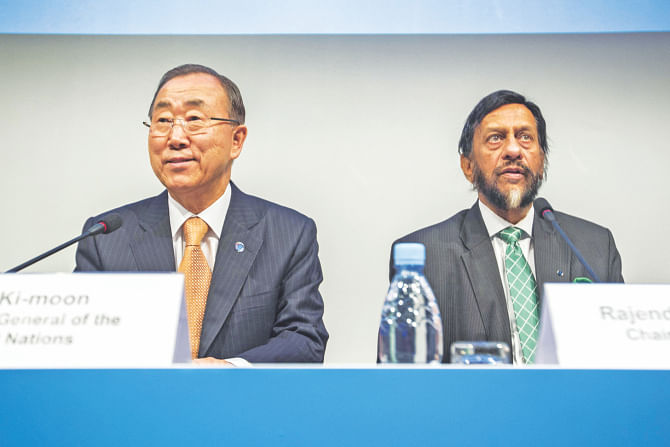 UN chief Ban Ki-Moon and IPCC Chairman Rajendra Pachauri give a press conference to present the AR5 Synthesis Report in Copenhagen, yesterday.  Photo: AFP