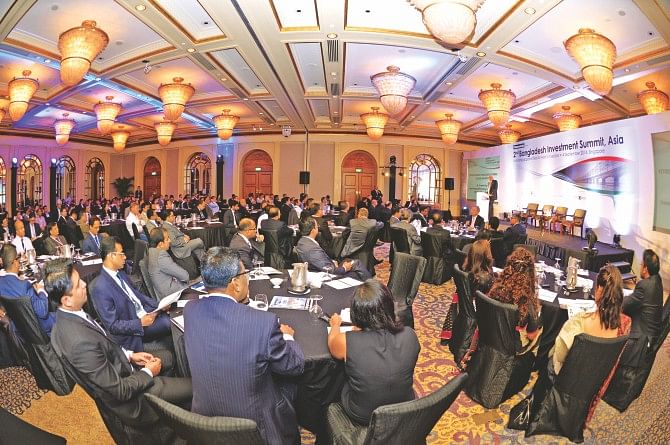 Asset managers, institutional investors, multilateral financiers, principals from private equity firms and hedge funds attend the second Bangladesh Investment Summit, Asia held in Singapore on September 4. Photo: financeasia