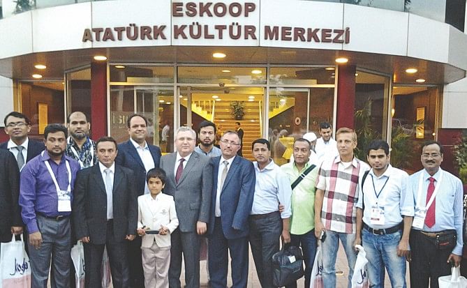 Bangladeshi and Turkish businessmen pose after a meeting at Ikitelli Organised Industrial Zone in Istanbul in June as part of Turkey-World Trade Bridge 2014. Photo: TBCCI