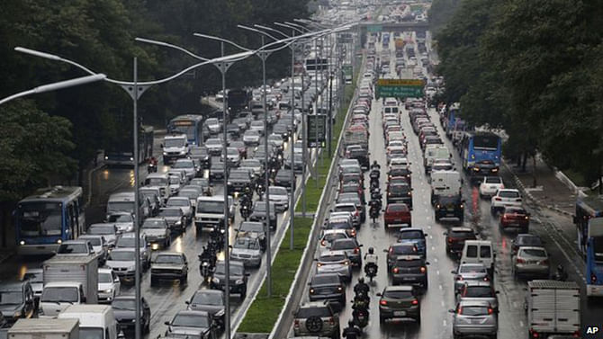 Traffic jam during Sao Paulo strike, Friday Continuing rain and the closure of many metro stations combined to create huge traffic jams across the city