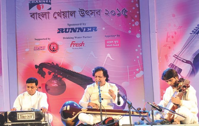Dr. Mintu Krishna Paul performs at the festival. 
