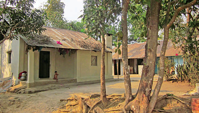 Workers' cottages in Chatlapore Tea Garden, Moulvibazar. Photo: Andrew Eagle