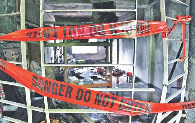 The dormitory room of Al Jamiatul Ulum Al Islamia Madrasa in Lalkhan Bazar of Chittagong city where a blast on October 7 last year killed three people. The institution is run by Hefajat-e Islam Nayebe Ameer Mufti Izharul Islam, now absconding. File Photo