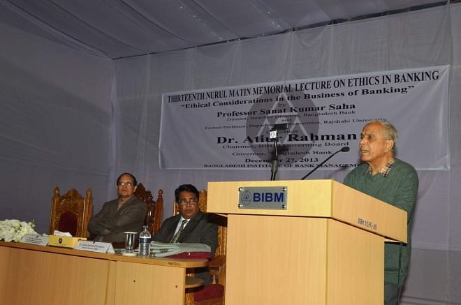 Professor Sanat Kumar Saha, a director of Bangladesh Bank, speaks at the 13th Nurul Matin Memorial Lecture on ethics in banking, at the BIBM auditorium in the capital on Friday. Atiur Rahman, Bangladesh Bank governor, was also present. Photo: Bangladesh Bank