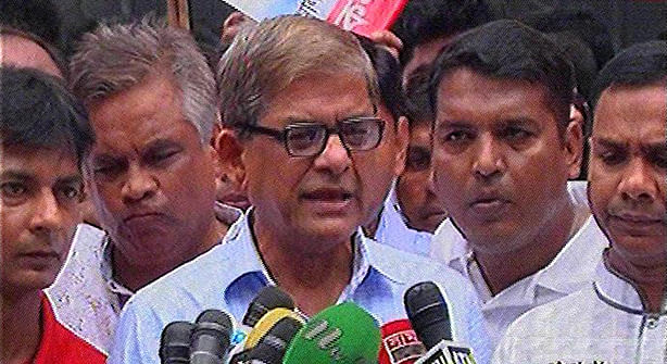 Fakhrul talks to reporters after placing wreaths at the grave of late president Ziaur Rahman in the capital's Sher-e Bangla Nagar area on Saturday. Photo: TV grab