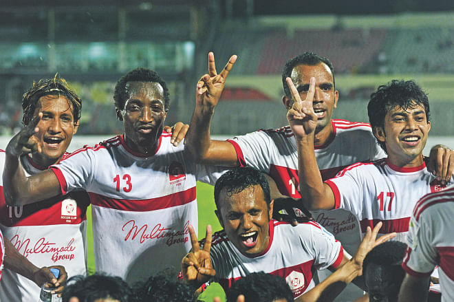 Players of Feni Soccer Club celebrate their maiden passage into a domestic tournament final after their 2-0 semifinal victory over Brothers Union in the Independence Cup at the Bangabandhu National Stadium yesterday. Photo: Star