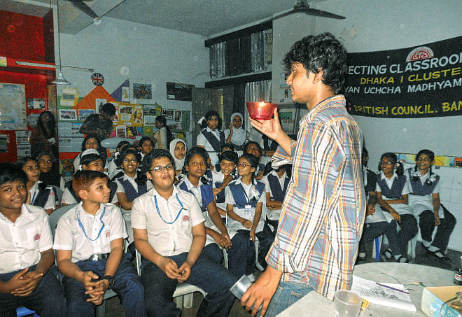 A group of students from BUET, Medical Colleges and Dhaka University are  making science popular among students of schools around the country.