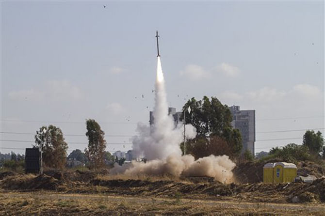 An Iron Dome air defence system fires to intercept a rocket from the Gaza Strip in Tel Aviv, Israel, Wednesday, July 9. Photo: AP