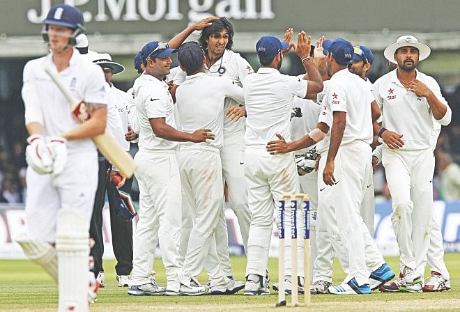 Ishant Sharma (C) is the toast of his teammates after the India pacer took the wicket of England's Ben Stokes (L) for nought on the fifth day of the second Test at Lord's in London yesterday. Sharma scripted India's win with seven wickets in the second innings. PHOTO: AFP