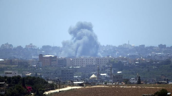 Israel has continued its air strikes on targets in Gaza