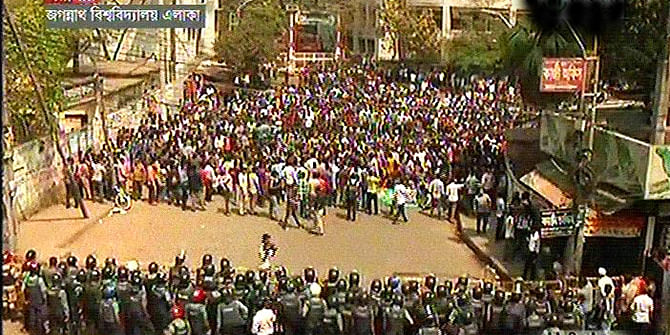 Jagannath University students demonstrating for the recovery of its 11 dormitories from illegal occupation blocking Bangla Bazar intersection in the capital Sunday morning. Photo: TV grab