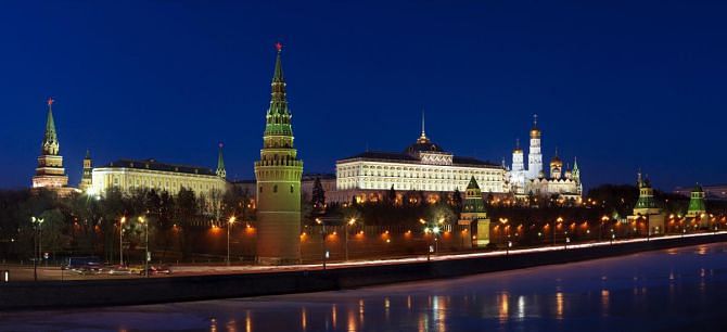 Kremlin by night