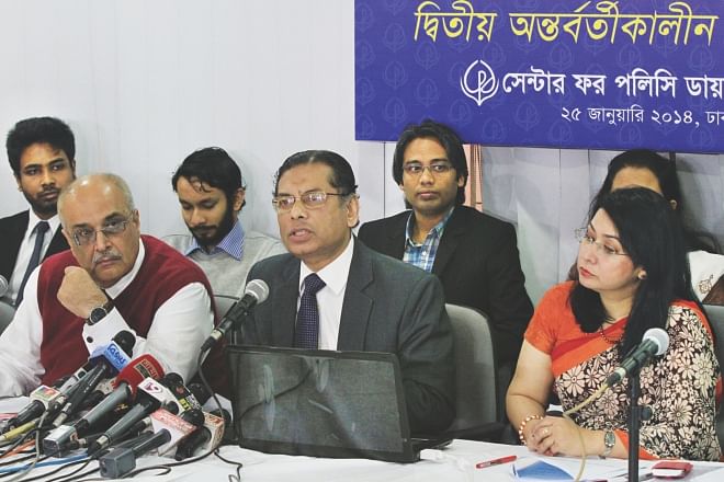 From left, Debapriya Bhattacharya, distinguished fellow of Centre for Policy Dialogue (CPD), Prof Mustafizur Rahman, executive director, and Fahmida Khatun, research director, attend a media briefing on economic trends, at their office in the city yesterday.  Photo: Star