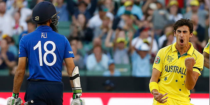 Australia's Mitchell Starc (R) celebrates dismissing England's Moeen Ali for 10 runs during their Cricket World Cup match at the Melbourne Cricket Ground (MCG) February 14, 2015. Photo: Reuters