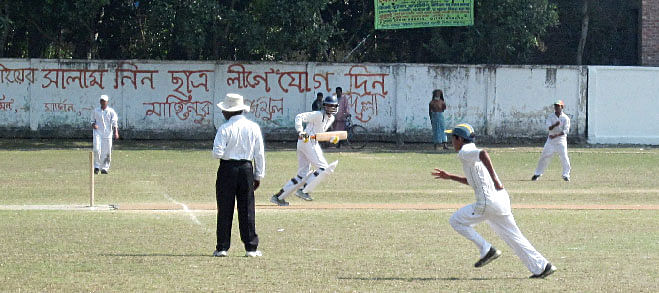 Cricket's Under 14 Divisional Final under way at the Narail Govt High School Field. The home side takes on Bagerhat.
