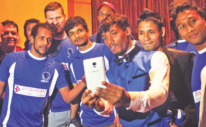 (From L) Zahid Hasan Emily, Bojan Petric, Atiqur Rahman Meshu, Hemanta Vincent Biswas, Yusuf Sifat and Rasel Mahmud Liton pose for a selfie during a press meet organised at a city hotel to introduce Sheikh Russel's new chairman Sayem   Sobhan Anvir. PHOTO: STAR