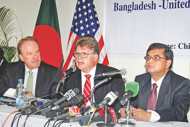 From left, Dan Mozena, US ambassador; Michael Delaney, US assistant trade representative, and Mahbub Ahmed, commerce secretary, attend a press briefing after the first meeting of Ticfa, at Sonargaon Hotel in Dhaka yesterday. Photo: Star 
