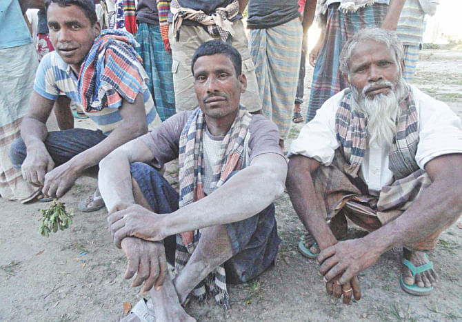 Several labourers who work at limestone grinding factories now do not know what to do after a fellow worker died of silicosis, an incurable lung disease limestone workers are prone to. The photo was taken yesterday at Burimari in Lalmonirhat. Photo: Star