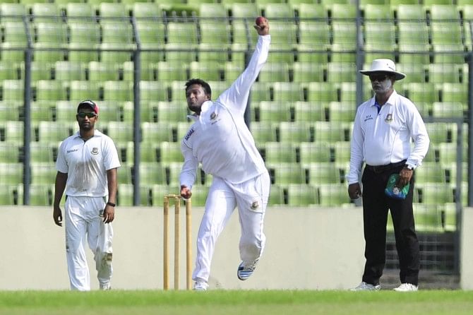 Bangladesh ace all-rounder Shakib Al Hasan bowls on the first day of the three-day practice match among the national cricketers at the Sher-e-Bangla National Stadium in Mirpur yesterday as part of their preparations for the upcoming home series against Zimbabwe. PHOTO: STAR