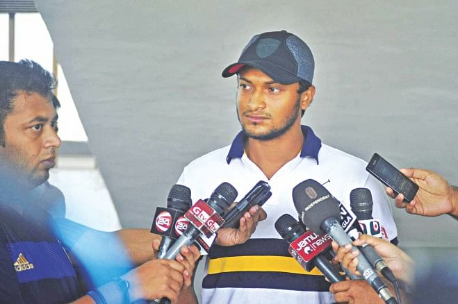 Bangladesh all-rounder Shakib Al Hasan speaks to the media after his disciplinary hearing at the BCB headquarters at Mirpur yesterday.  PHOTO: STAR 